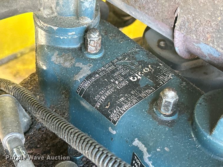 image for item EK8396 2009 GMC C7500 forestry bucket truck