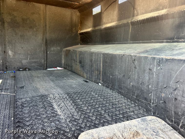 image for item EK8396 2009 GMC C7500 forestry bucket truck