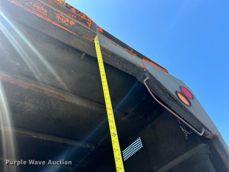 image for item EK8396 2009 GMC C7500 forestry bucket truck