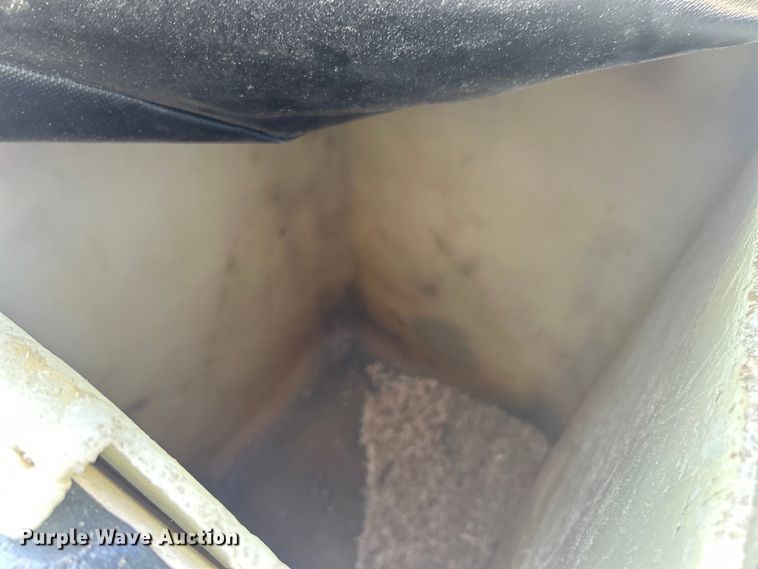 image for item EK8396 2009 GMC C7500 forestry bucket truck