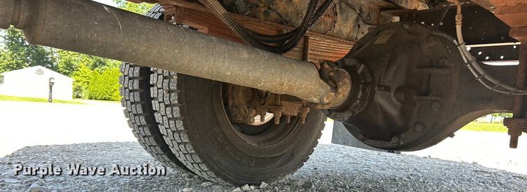 image for item EK8396 2009 GMC C7500 forestry bucket truck