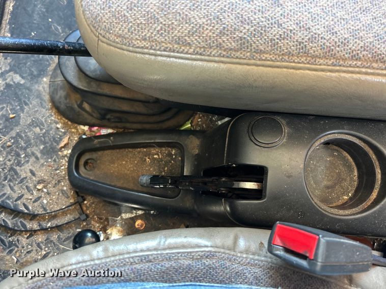 image for item EK8396 2009 GMC C7500 forestry bucket truck