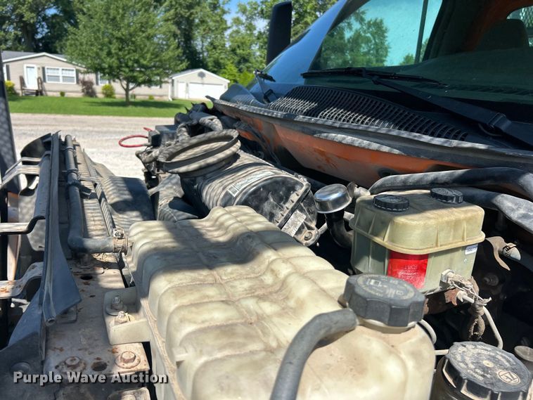 image for item EK8396 2009 GMC C7500 forestry bucket truck