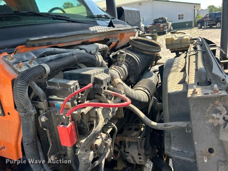 image for item EK8396 2009 GMC C7500 forestry bucket truck