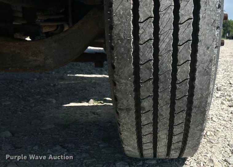 image for item EK8396 2009 GMC C7500 forestry bucket truck