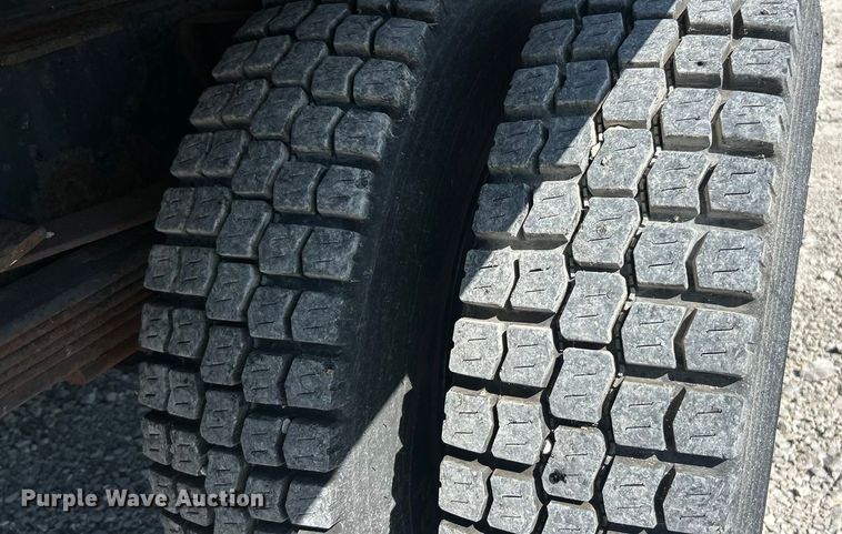 image for item EK8396 2009 GMC C7500 forestry bucket truck