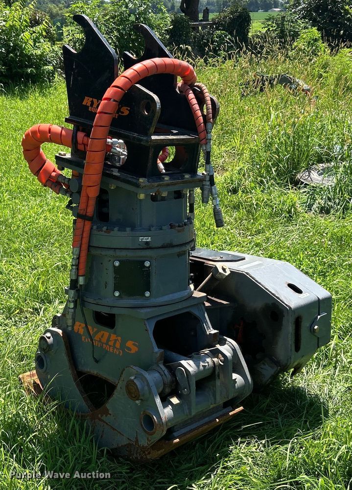 image for item EK8400 Ryan Equipment grapple chain saw