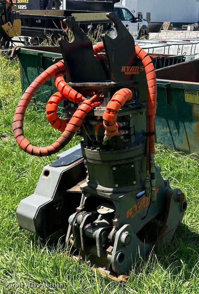 image for item EK8400 Ryan Equipment grapple chain saw