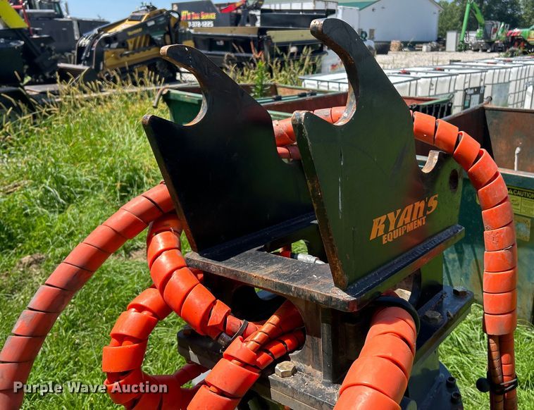 image for item EK8400 Ryan Equipment grapple chain saw