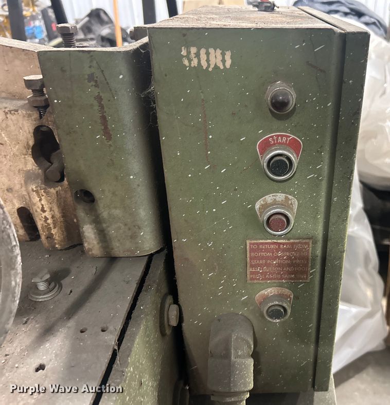 image for item EK8403 Di-Acro 48 power sheer