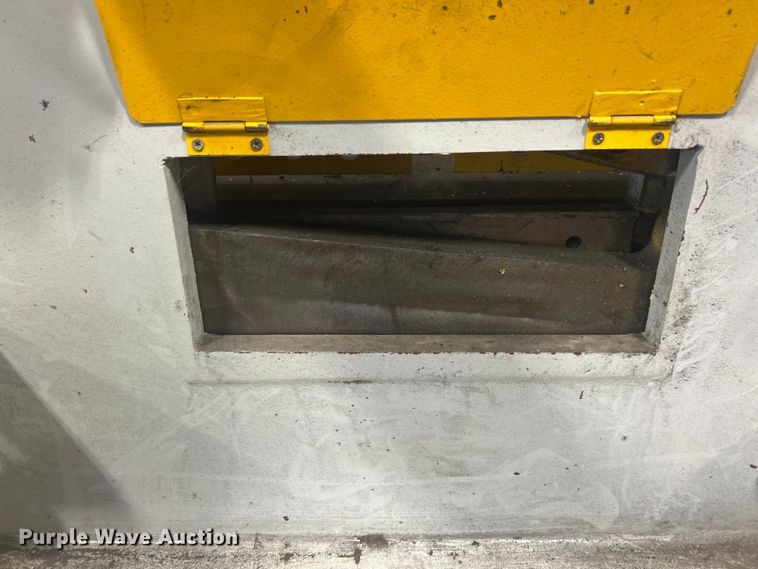 image for item EK8406 Bernado hydraulic iron worker