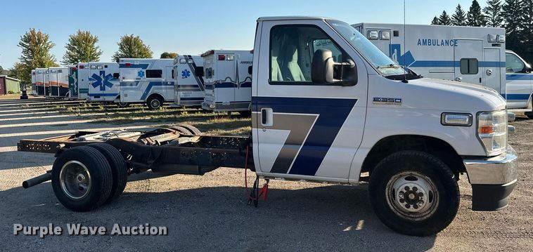 image for item EL0006 2010 Ford E350 van cab and chassis