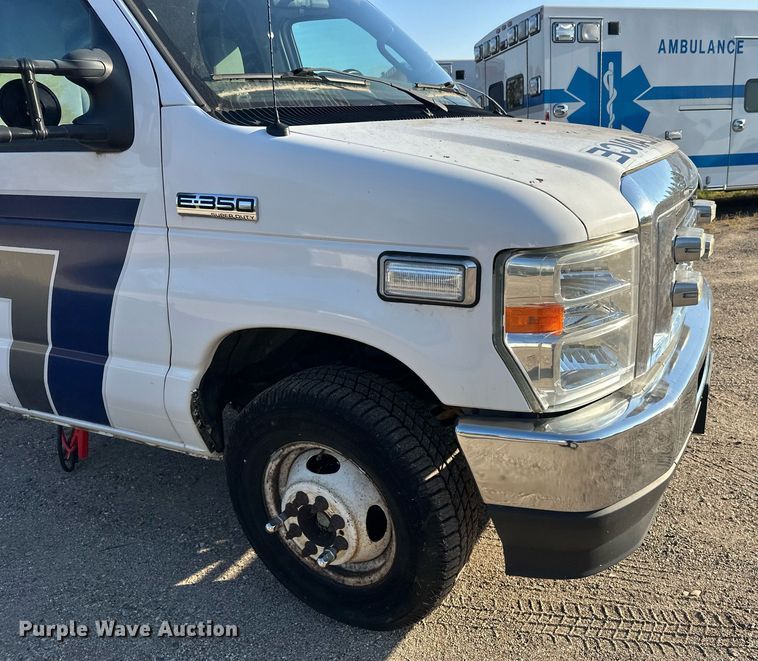 image for item EL0006 2010 Ford E350 van cab and chassis