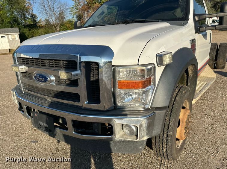 image for item EL0007 2008 Ford F450 van cab and chassis