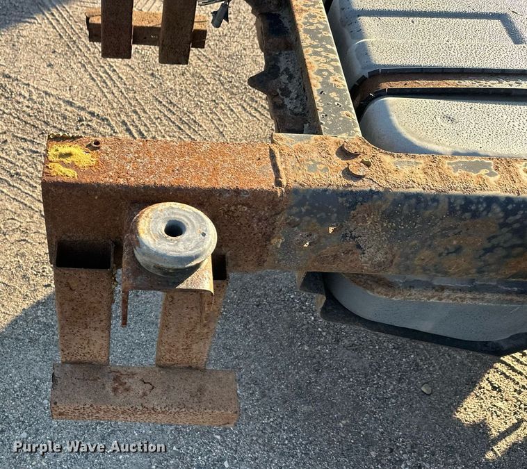 image for item EL0007 2008 Ford F450 van cab and chassis