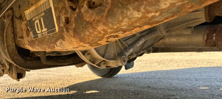 image for item EL0007 2008 Ford F450 van cab and chassis