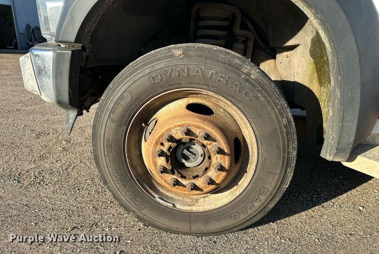 image for item EL0007 2008 Ford F450 van cab and chassis