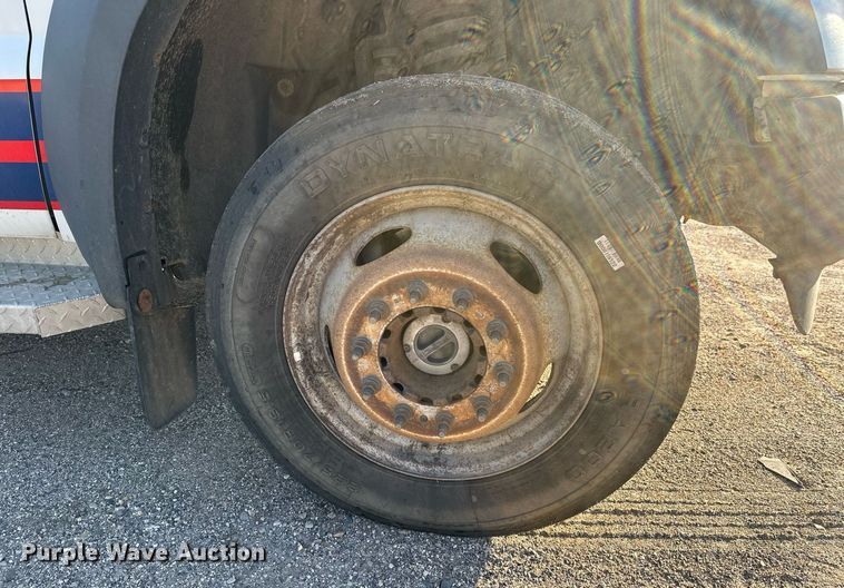 image for item EL0007 2008 Ford F450 van cab and chassis