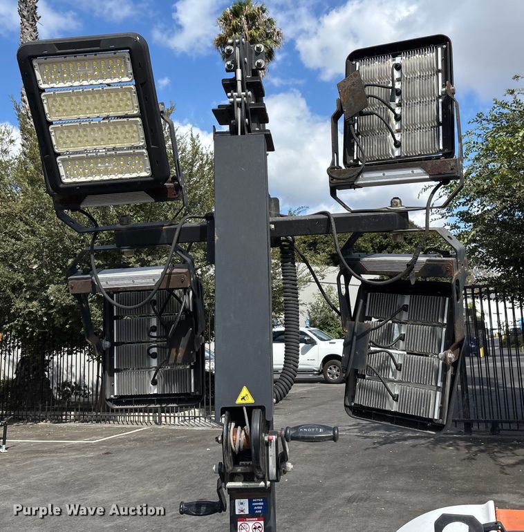 image for item EL6112 2019 Generac MLTS-2 light plant