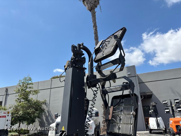 image for item EL6114 2020 Generac MLTS-2 light plant