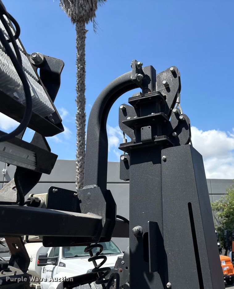 image for item EL6115 2020 Generac MLTS-2 light plant