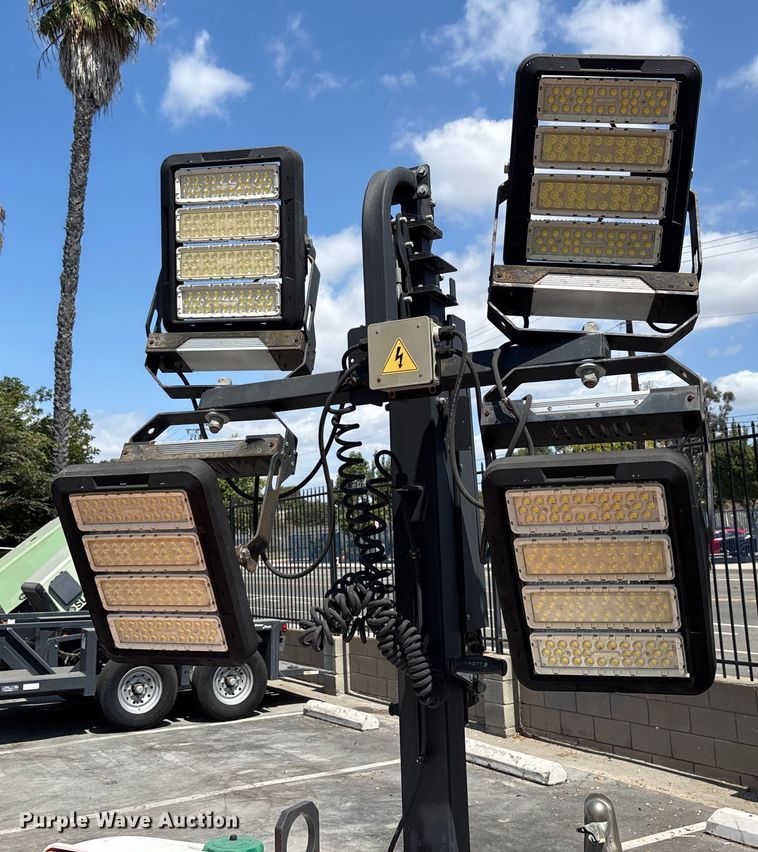 image for item EL6115 2020 Generac MLTS-2 light plant