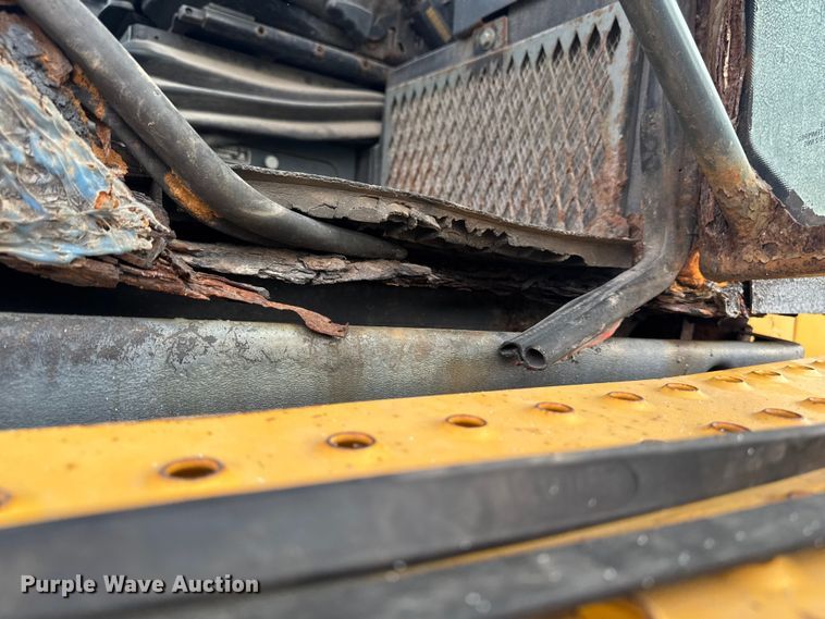 image for item EM2383 John Deere TC54H wheel loader