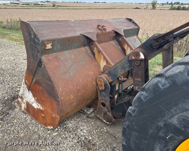 image for item EM2383 John Deere TC54H wheel loader