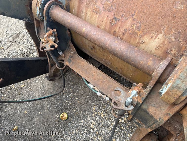 image for item EM2383 John Deere TC54H wheel loader