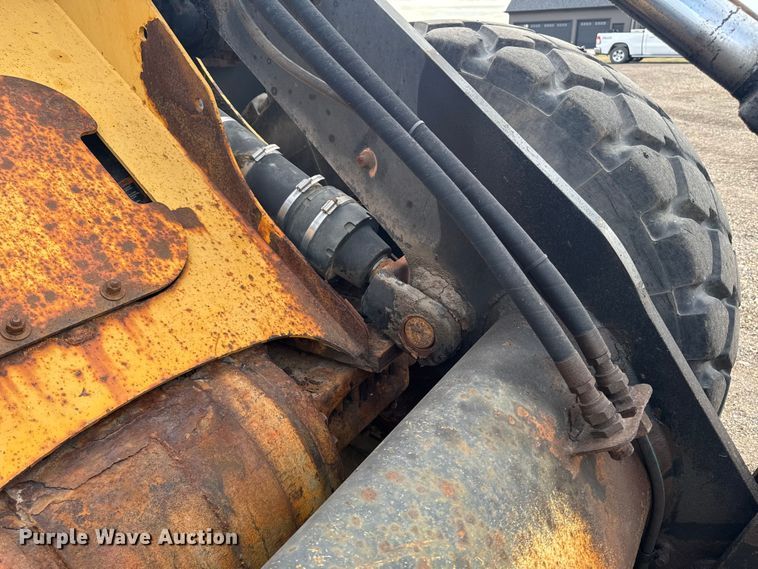 image for item EM2383 John Deere TC54H wheel loader