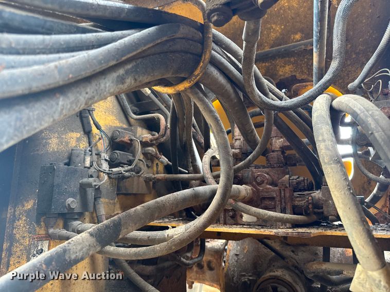 image for item EM2383 John Deere TC54H wheel loader