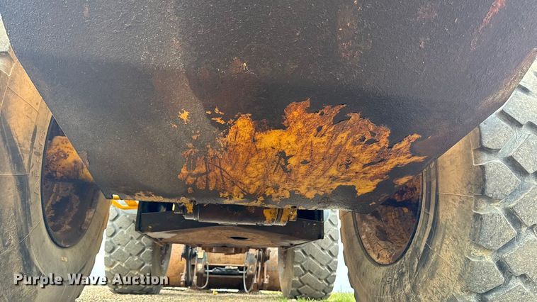 image for item EM2383 John Deere TC54H wheel loader