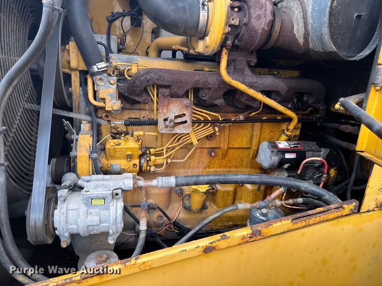 image for item EM2383 John Deere TC54H wheel loader