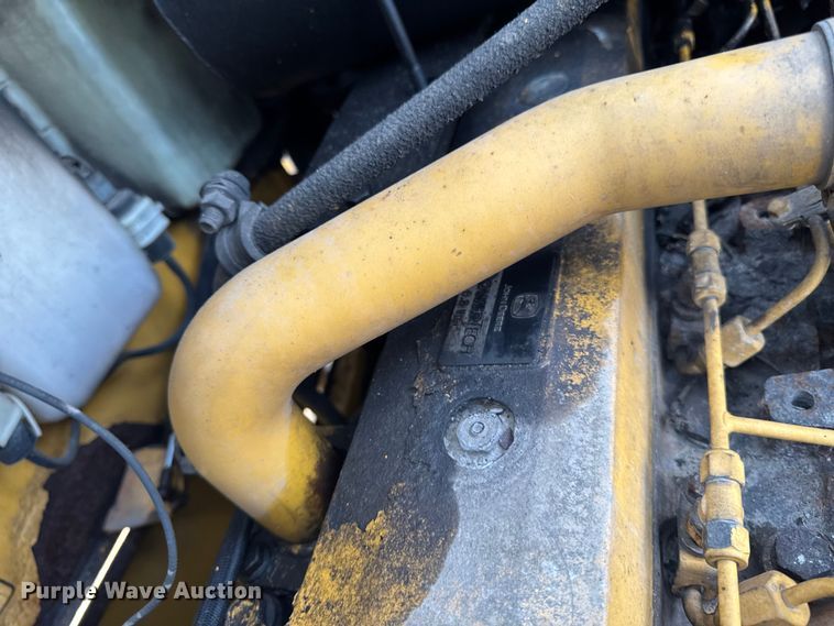 image for item EM2383 John Deere TC54H wheel loader