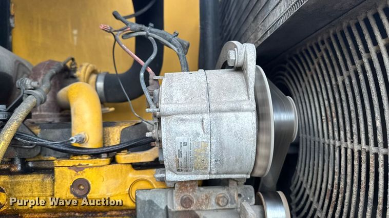 image for item EM2383 John Deere TC54H wheel loader