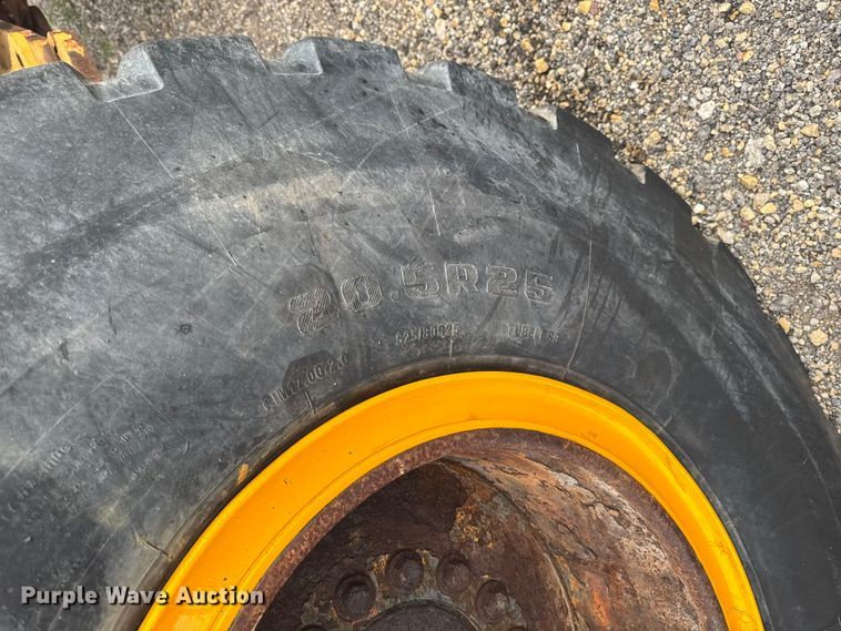 image for item EM2383 John Deere TC54H wheel loader