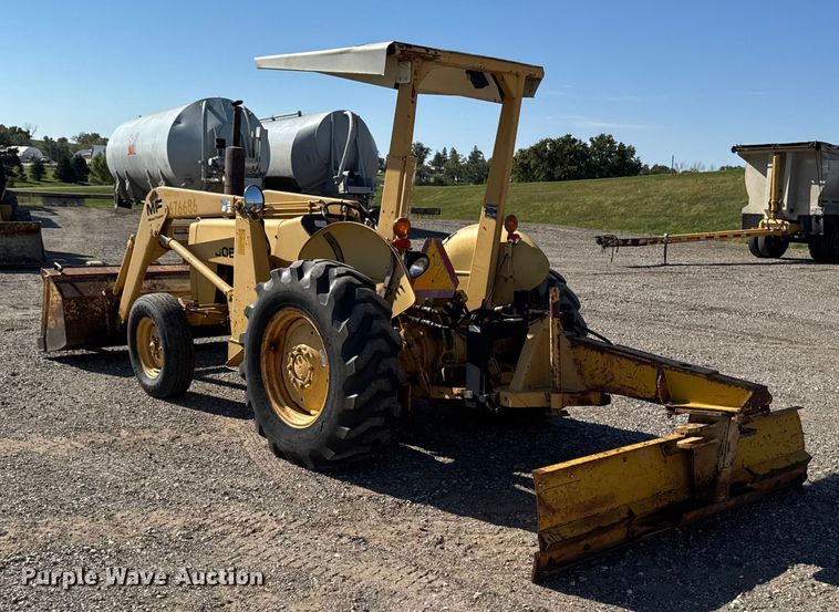 image for item EM2389 1981 Massey Ferguson 30B tractor