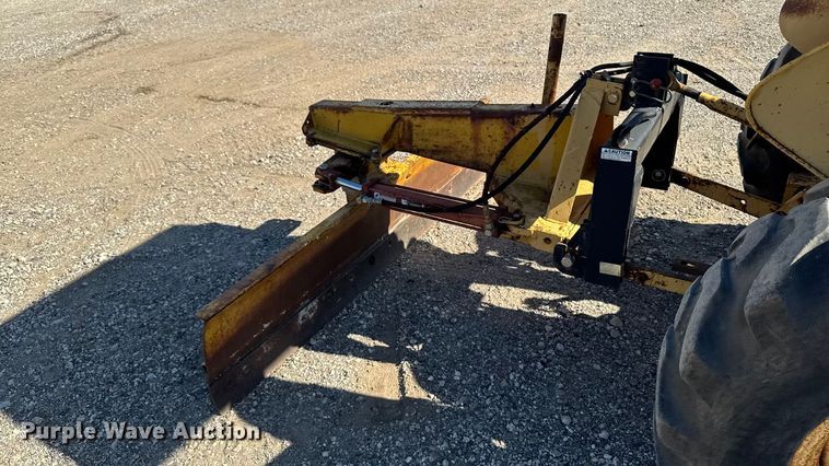 image for item EM2389 1981 Massey Ferguson 30B tractor