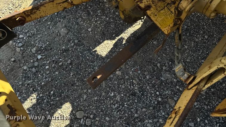 image for item EM2389 1981 Massey Ferguson 30B tractor