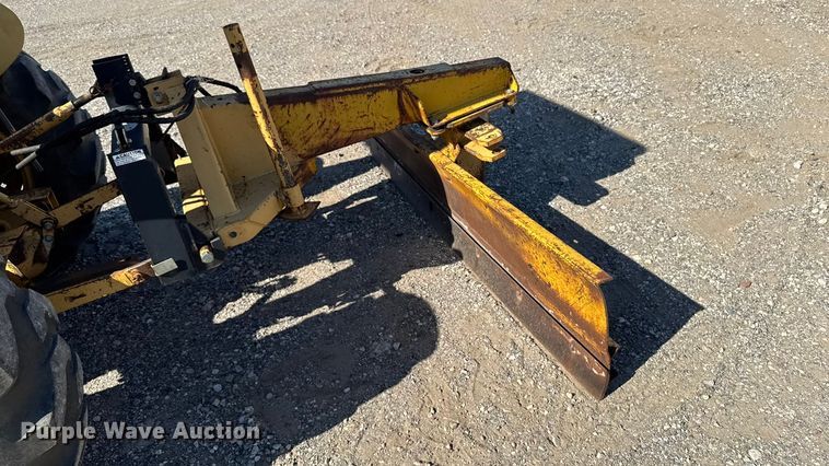 image for item EM2389 1981 Massey Ferguson 30B tractor