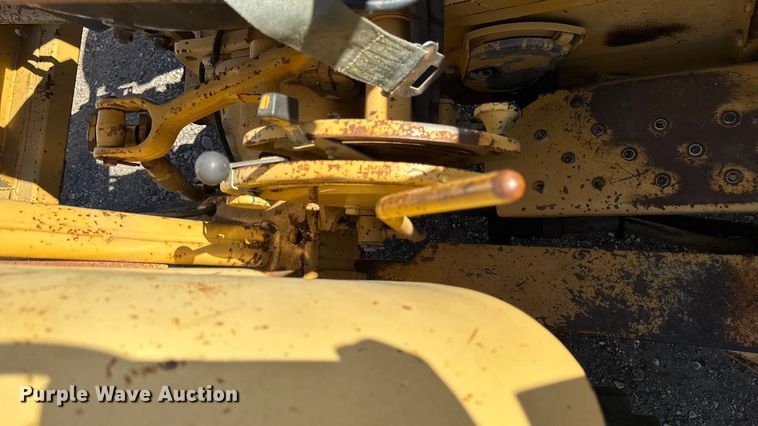 image for item EM2389 1981 Massey Ferguson 30B tractor