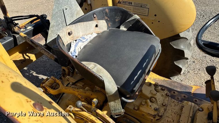 image for item EM2389 1981 Massey Ferguson 30B tractor