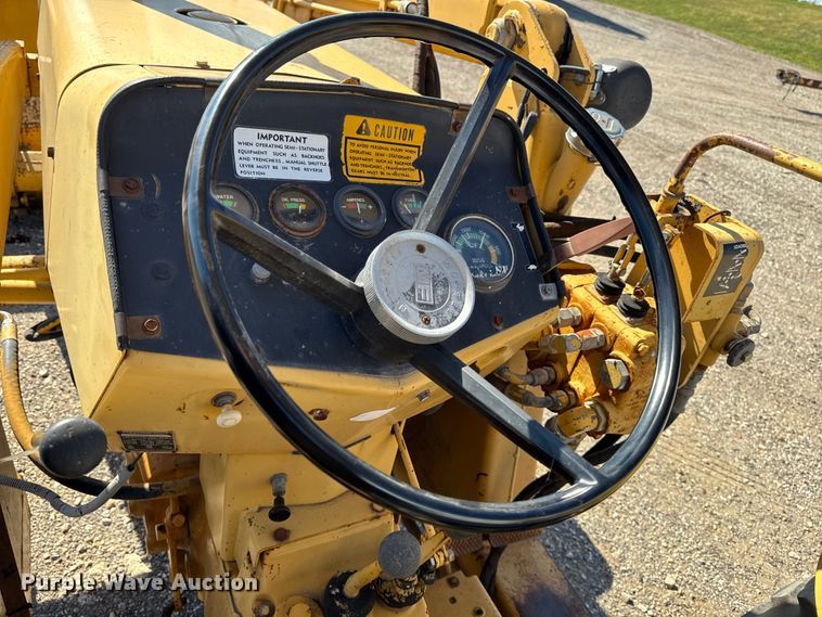 image for item EM2389 1981 Massey Ferguson 30B tractor