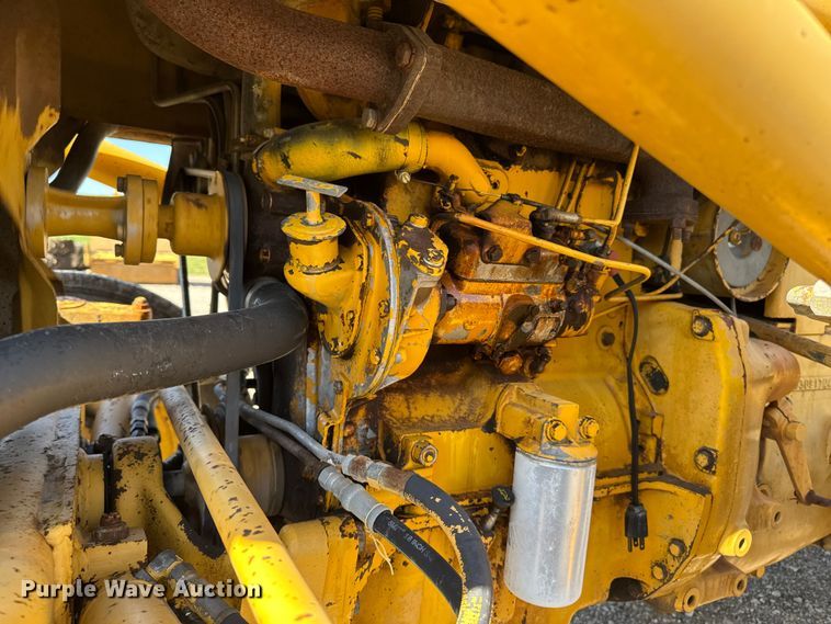 image for item EM2389 1981 Massey Ferguson 30B tractor