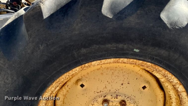 image for item EM2389 1981 Massey Ferguson 30B tractor