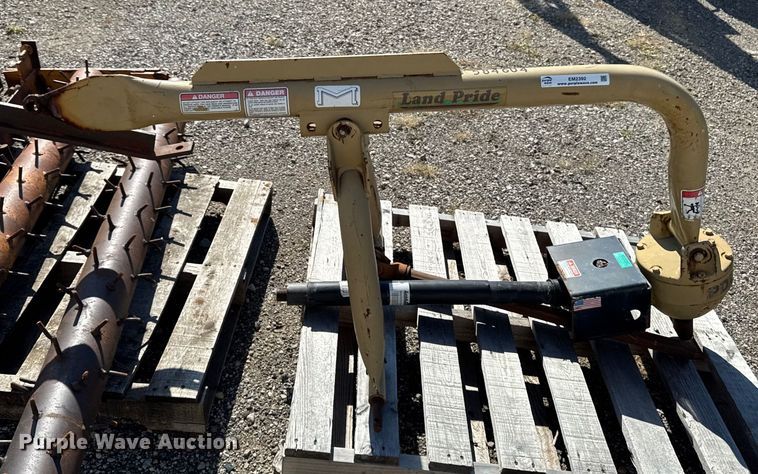 image for item EM2392 Land Pride PD25 post hole auger