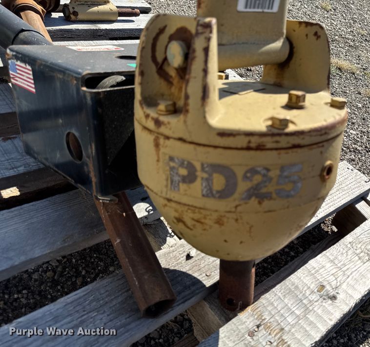 image for item EM2392 Land Pride PD25 post hole auger