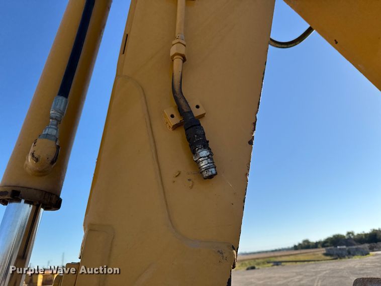 image for item EM2394 1994 Caterpillar 416B backhoe