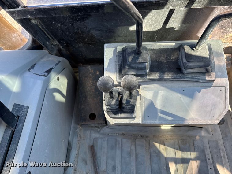 image for item EM2394 1994 Caterpillar 416B backhoe