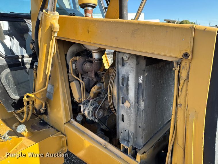 image for item EM2394 1994 Caterpillar 416B backhoe